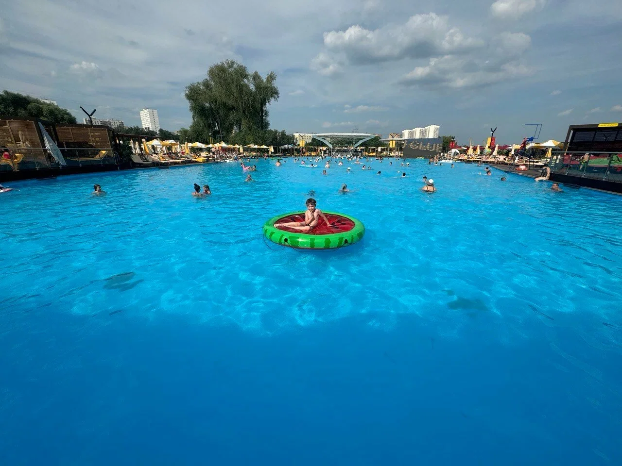 Фото Dream Beach Club - развлечение в Москве | Досугатор